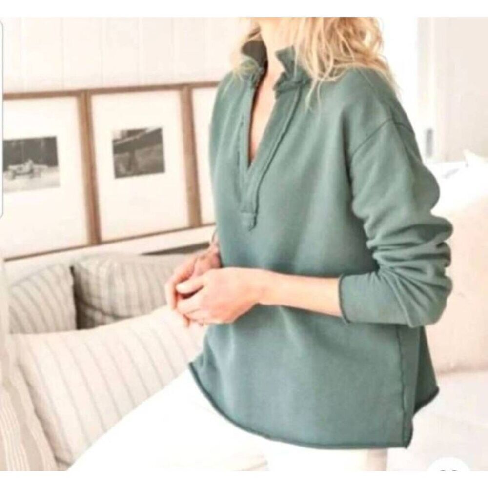 Frank & Eileen Patrick Popover Henley Collared Triple Fleece in Sage Green Sz L